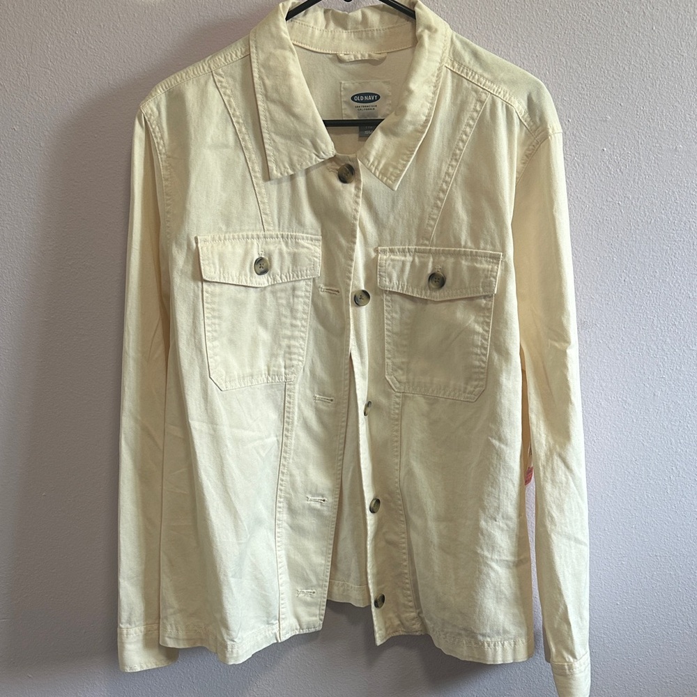 Old Navy Button-Front Utility Jacket - Picture 2 of 8